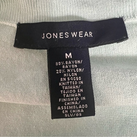 Jones Wear Lightweight Sweater Top - Picture 4 of 4